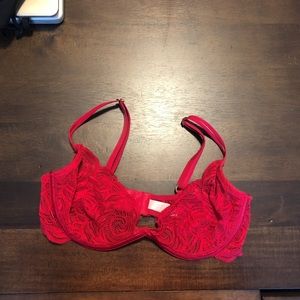 Victoria's Secret Very Sexy Unlined Push Up 36C
